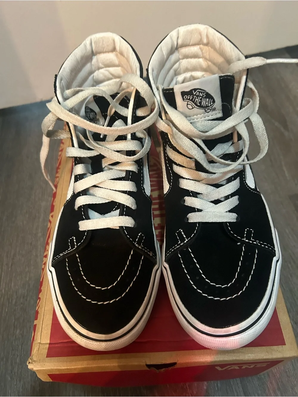 Sk8-Hi Platform 2 Vans Black & White Platform GOOD Condition Size Men 5.5 Wmns 7